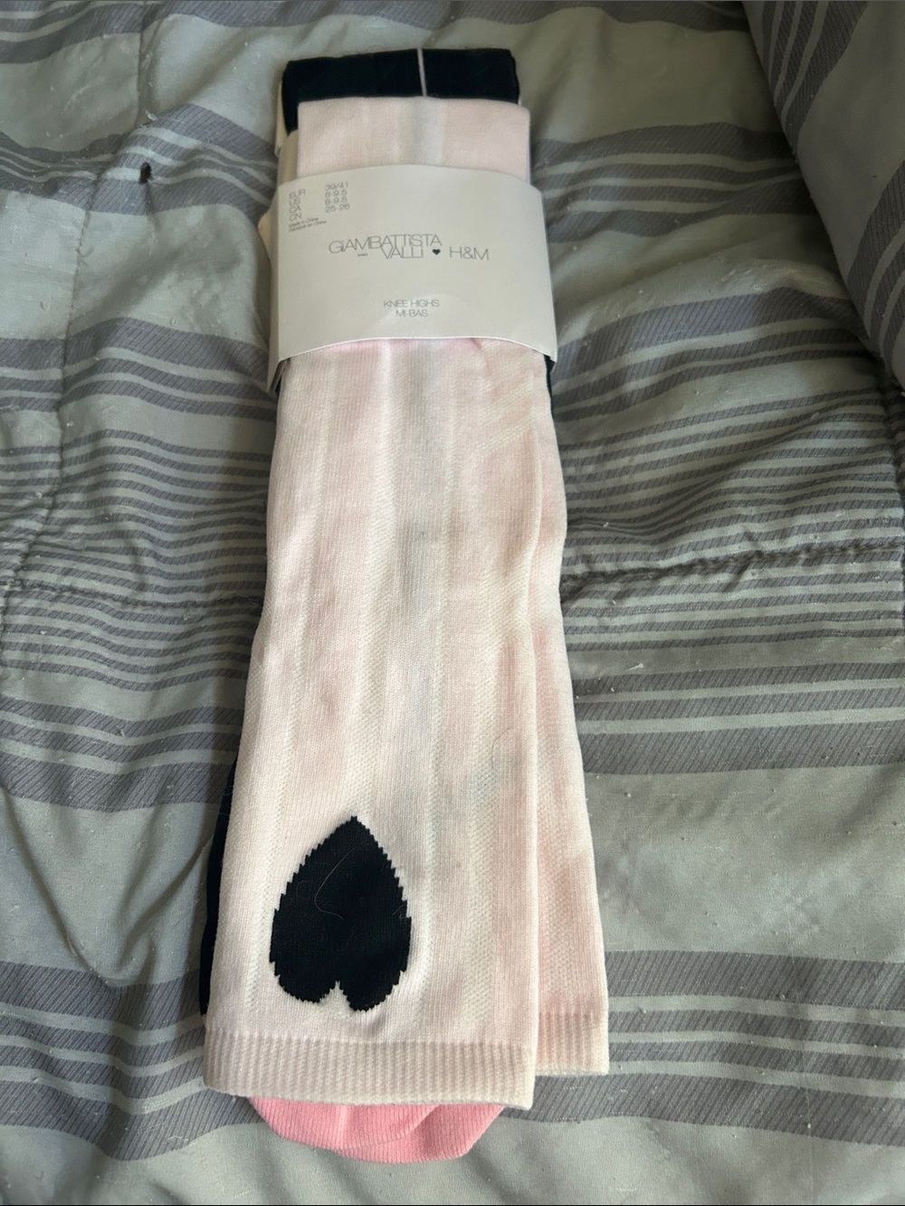 H&M x Giambattista Valli Pink Heart Knee High Socks 2 PAIR PINK & BLACK Size 8-9